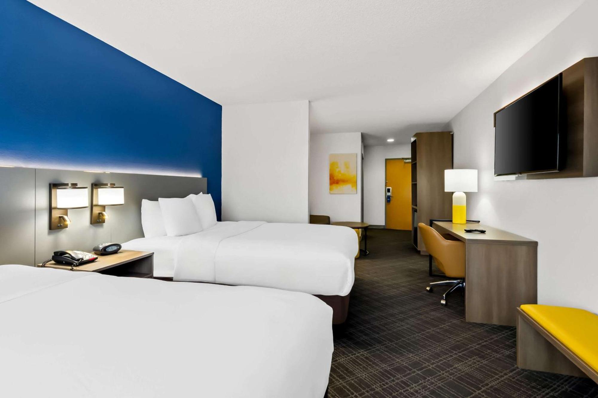 Comfort Suites Salem-Roanoke I-81 Екстериор снимка