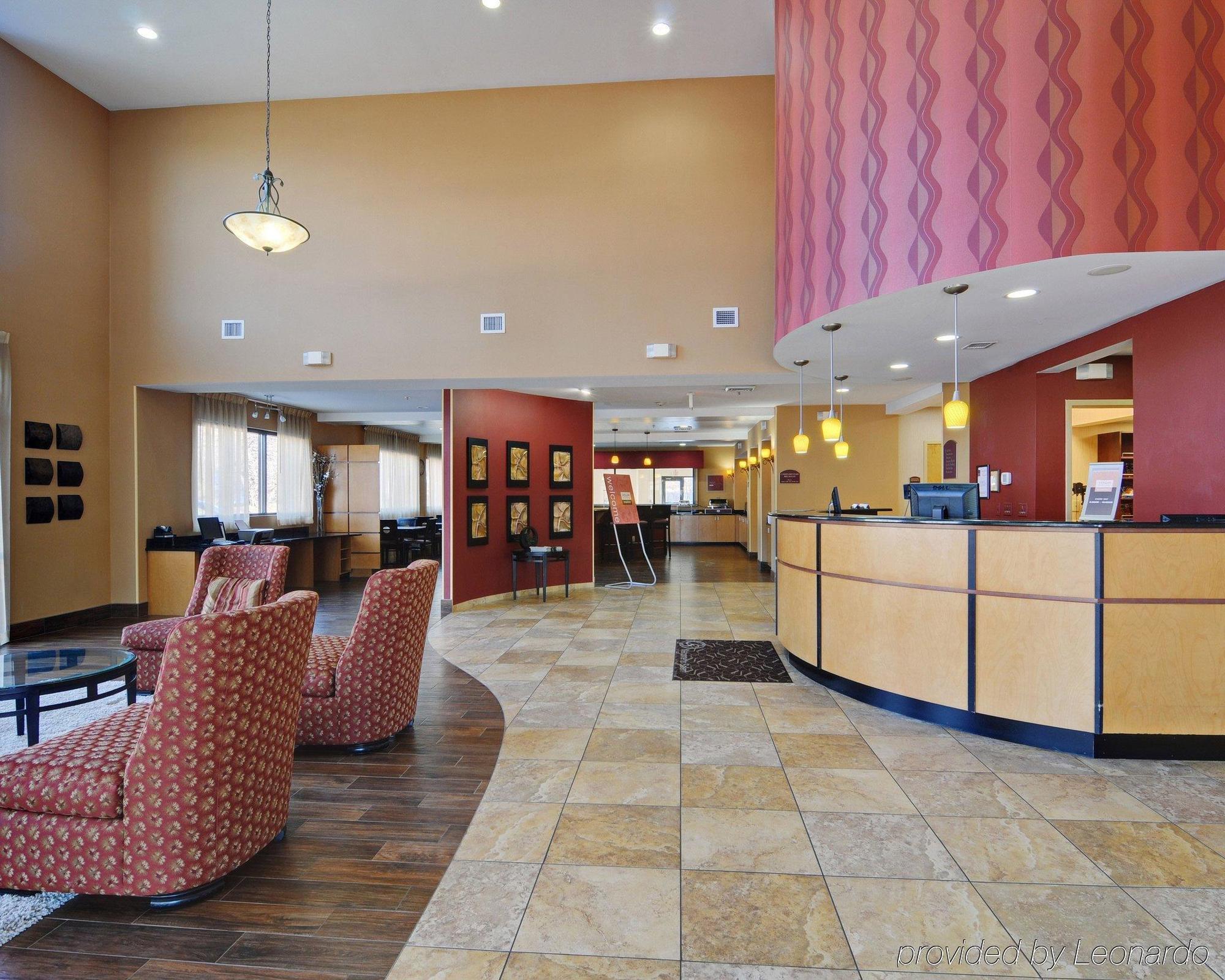 Comfort Suites Salem-Roanoke I-81 Екстериор снимка