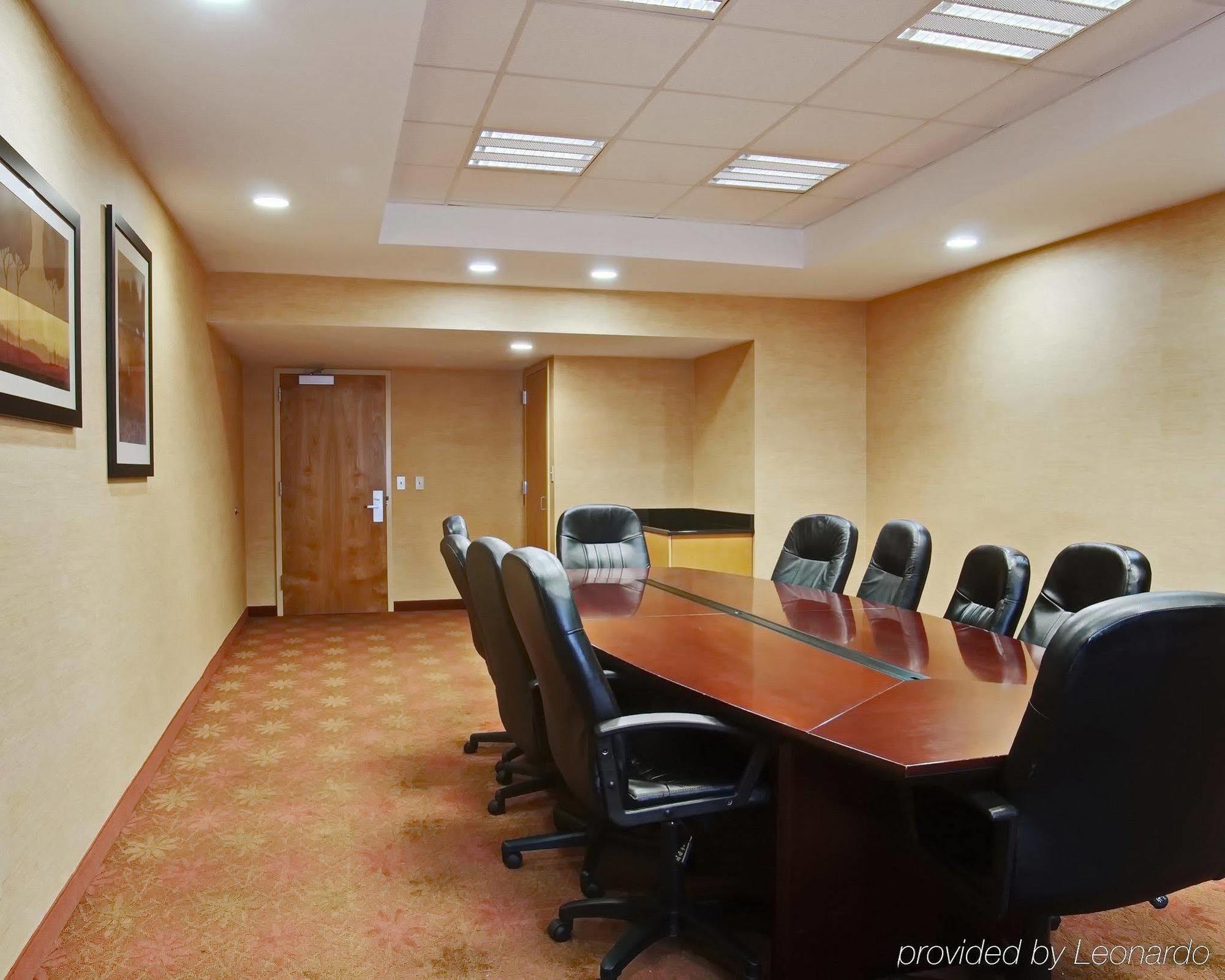 Comfort Suites Salem-Roanoke I-81 Екстериор снимка